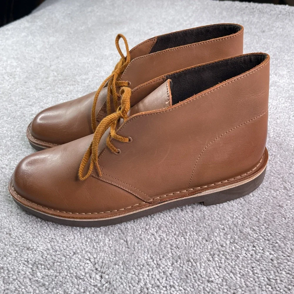 Clarks Bushacre 2 Chukka Boots Mens Size 9.5 Brown Leather Lace Up Desert Shoes